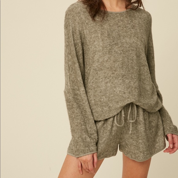 NWT Terry Cloth Lounge Set - Picture 2 of 3